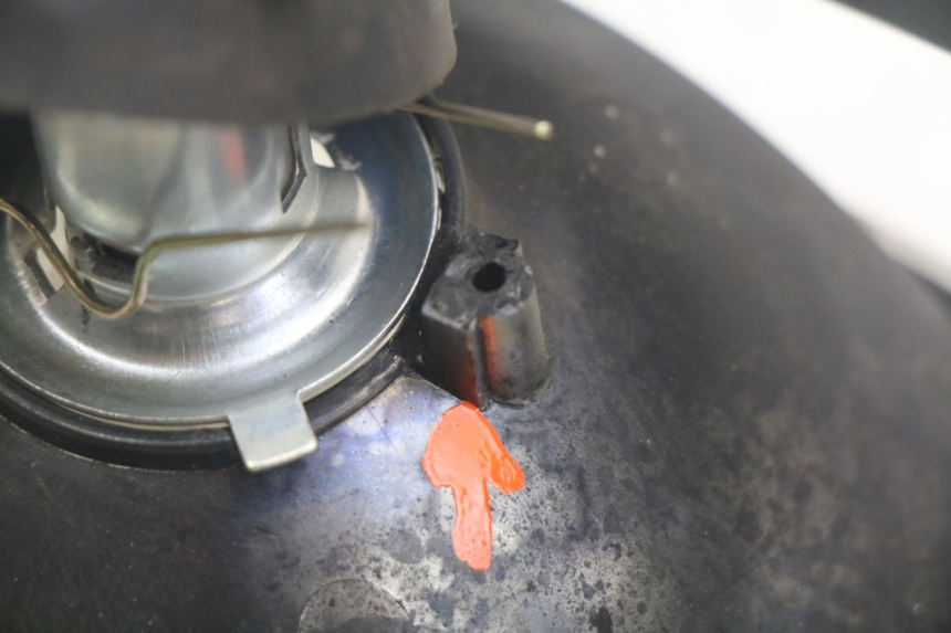 photo de REFLEKTOR PRZEDNI BAOTIAN FRESH 50 (2004 - 2012) - Szczegół części