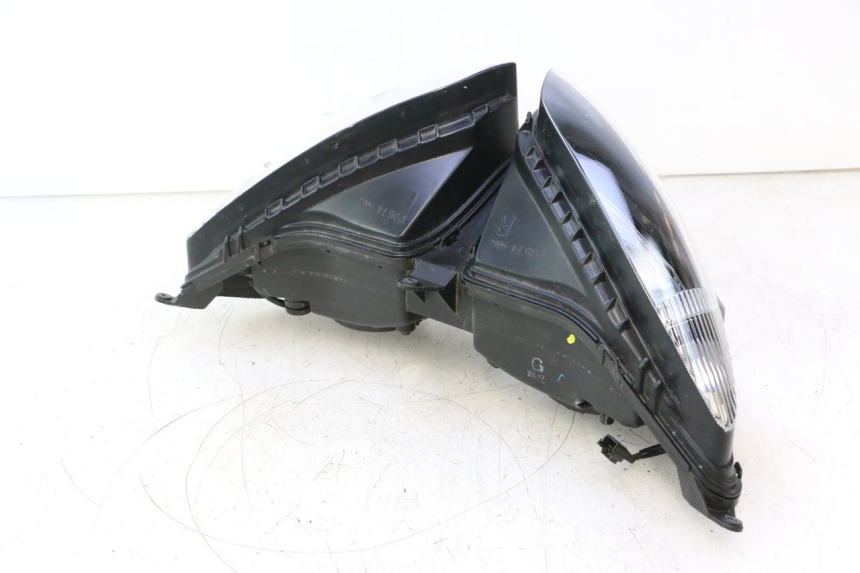 photo de PRZEDNIA LAMPA YAMAHA FZ8 800 (2010 - 2016) - Zdjęcie dodatkowe