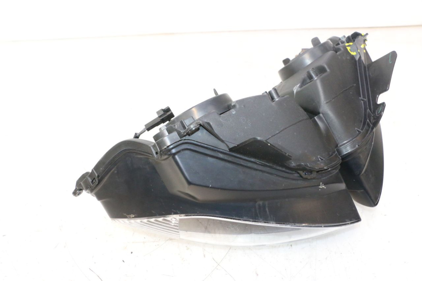 photo de PRZEDNIA LAMPA YAMAHA FZ8 800 (2010 - 2016) - Inny kąt widzenia