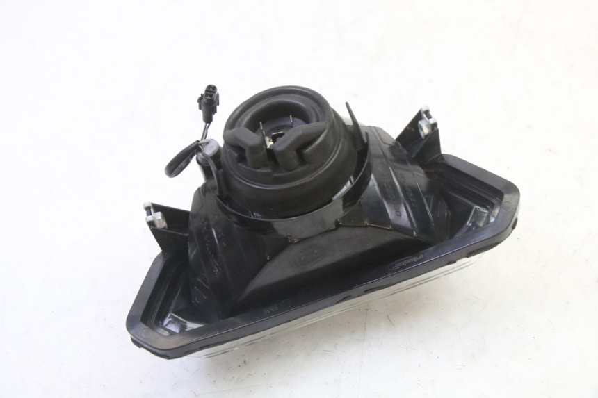 photo de REFLEKTOR PRZEDNI BMW G310 R 310 (2016 - 2020) - Stan powierzchni