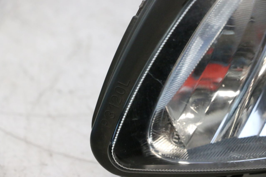 photo de LEWY PRZEDNI REFLEKTOR SUZUKI BURGMAN EXECUTIVE ABS 650 (2006 - 2012) - Stan powierzchni