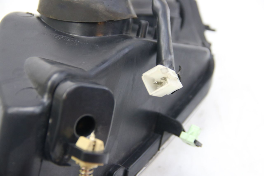 photo de LEWY PRZEDNI REFLEKTOR PEUGEOT CITYSTAR AIR 125 (2014 - 2017) - Inny kąt widzenia