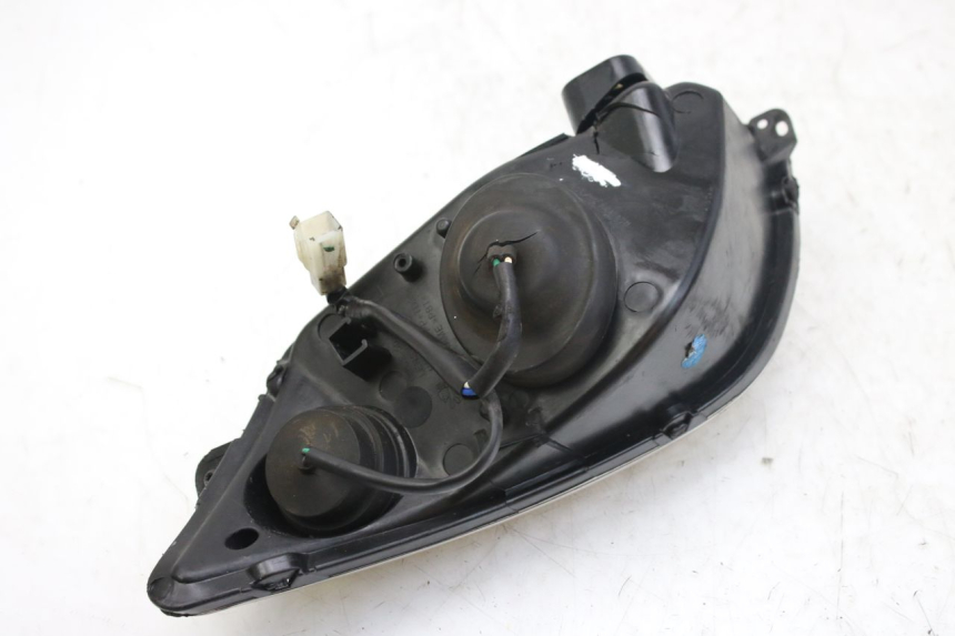 photo de LEWY PRZEDNI REFLEKTOR PEUGEOT CITYSTAR 50 (2013 - 2017) - Szczegół części