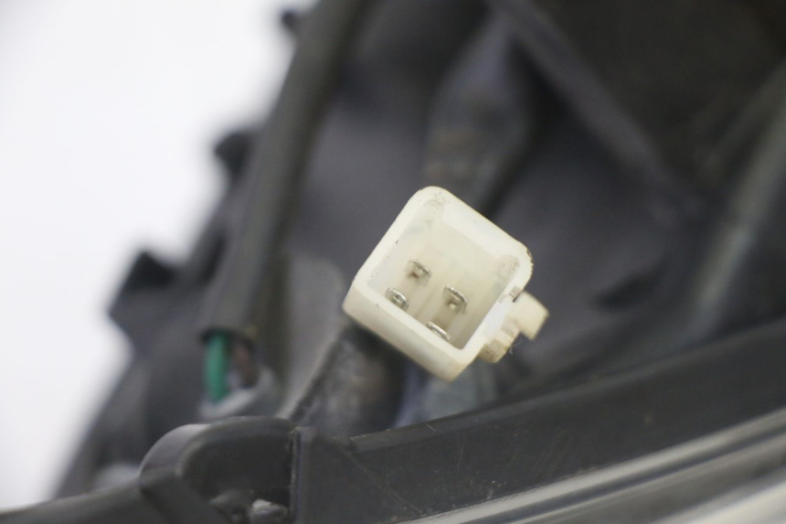 photo de LEWY PRZEDNI REFLEKTOR PEUGEOT CITYSTAR 50 (2013 - 2017) - Punkty mocowania