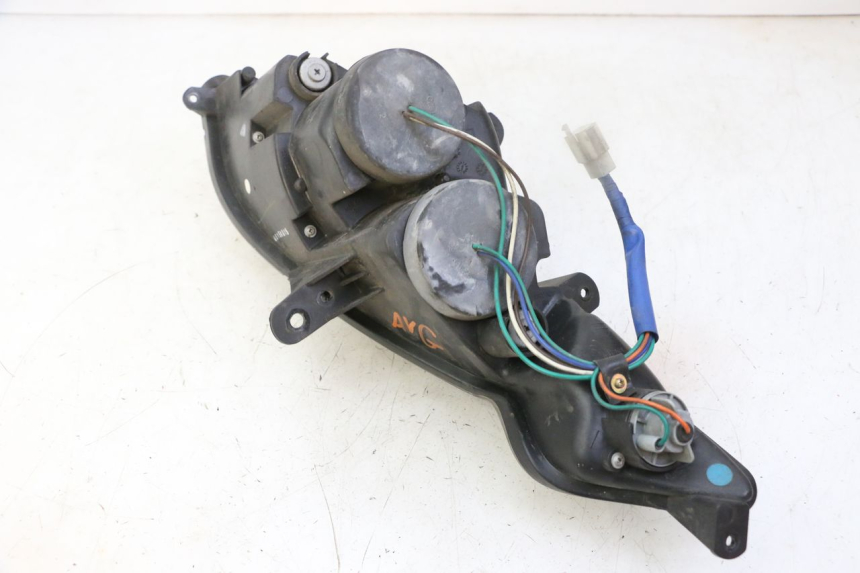 photo de LEWY PRZEDNI REFLEKTOR KYMCO DINK STREET 125 (2009 - 2014) - Widok ogólny