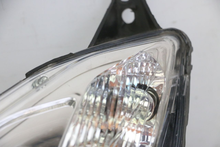 photo de LEWY PRZEDNI REFLEKTOR PEUGEOT SATELIS 125 (2013 - 2018) - Część sprawdzona