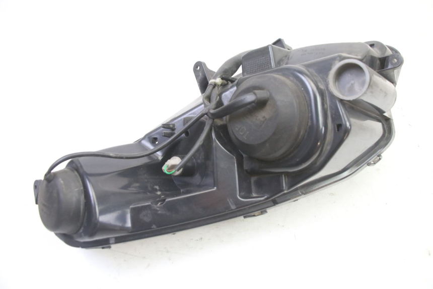 photo de LEWY PRZEDNI REFLEKTOR PEUGEOT SATELIS 250 (2006 - 2012) - Widok ogólny