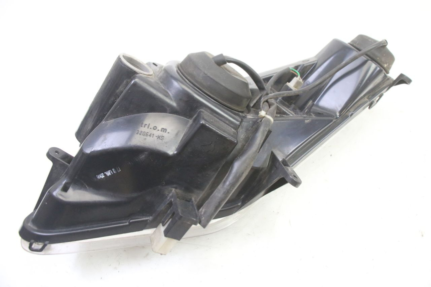 photo de LEWY PRZEDNI REFLEKTOR PEUGEOT SATELIS 250 (2006 - 2012) - Punkty mocowania