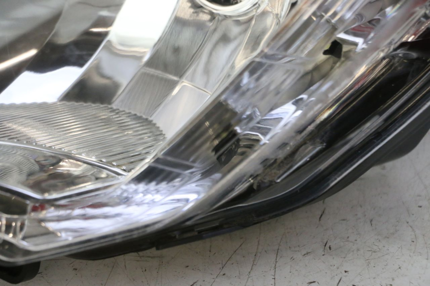 photo de LEWY PRZEDNI REFLEKTOR PEUGEOT SATELIS 125 (2013 - 2018) - Zdjęcie dodatkowe