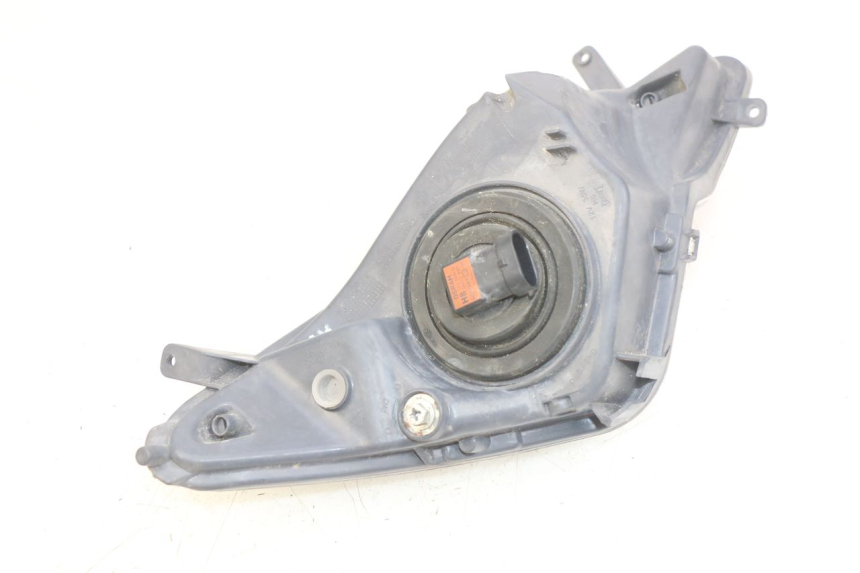 photo de LEWY PRZEDNI REFLEKTOR PEUGEOT SPEEDFIGHT 3 AIR 50 (2009 - 2015) - Szczegóły charakterystyczne