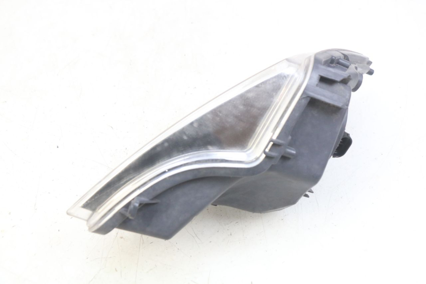 photo de LEWY PRZEDNI REFLEKTOR PEUGEOT SPEEDFIGHT 3 AIR 50 (2009 - 2015) - Stan powierzchni