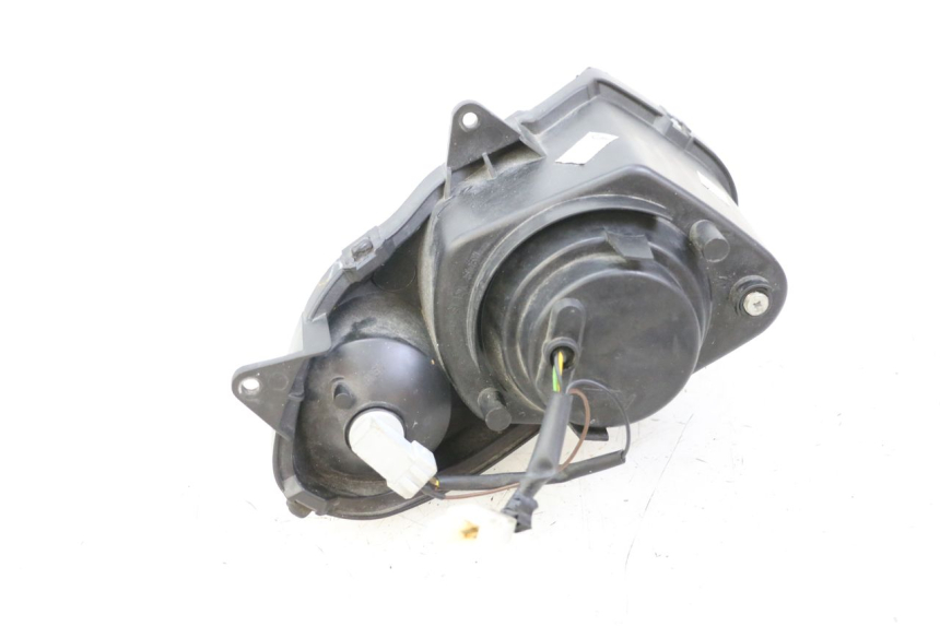 photo de LEWY PRZEDNI REFLEKTOR YAMAHA TZR 50 (2008 - 2016) - Inny kąt widzenia