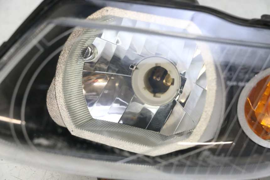 photo de LEWY PRZEDNI REFLEKTOR YAMAHA TZR 50 (2008 - 2016) - Punkty mocowania