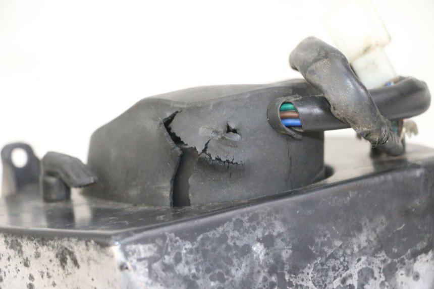 photo de REFLEKTOR PRZEDNI GOES WIKI 125 (2010 - 2015) - Inny kąt widzenia