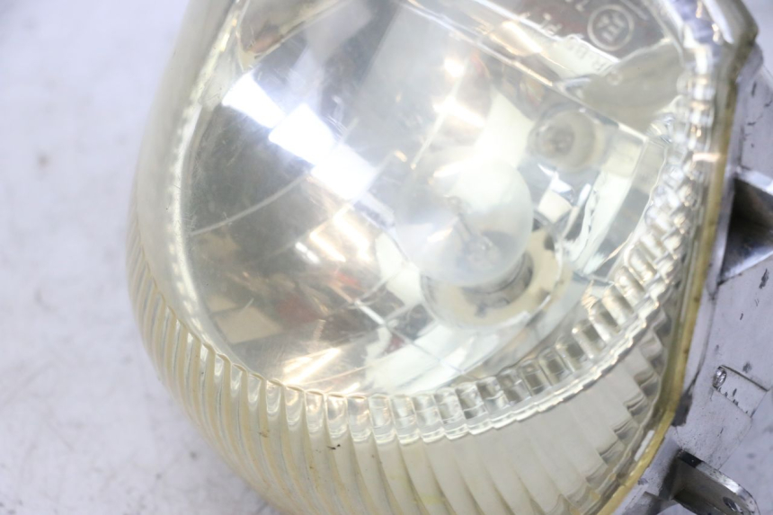 photo de REFLEKTOR PRZEDNI GOES WIKI 125 (2010 - 2015) - Część sprawdzona