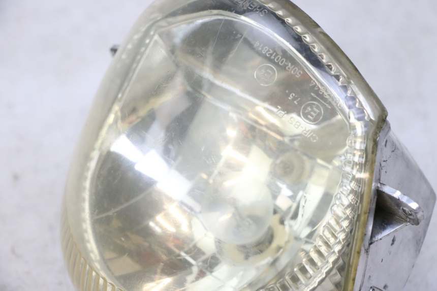 photo de REFLEKTOR PRZEDNI GOES WIKI 125 (2010 - 2015) - Oznaczenia i referencje