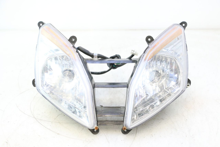 photo de PRZEDNIA LAMPA VASTRO GP 2T 50 (2013 - 2017) - Widok główny