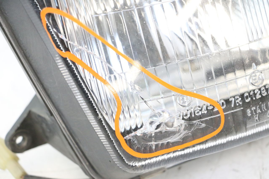 photo de PRZEDNIA LAMPA KAWASAKI GPX F ZX750F 750 (1986 - 1990) - Zdjęcie dodatkowe