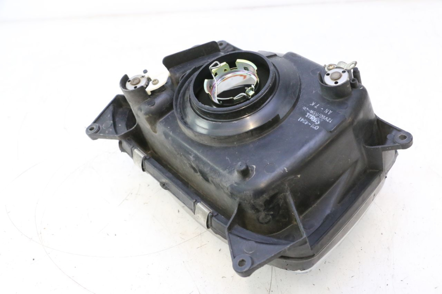 photo de PRZEDNIA LAMPA KAWASAKI GPX F ZX750F 750 (1986 - 1990) - Zbliżenie techniczne