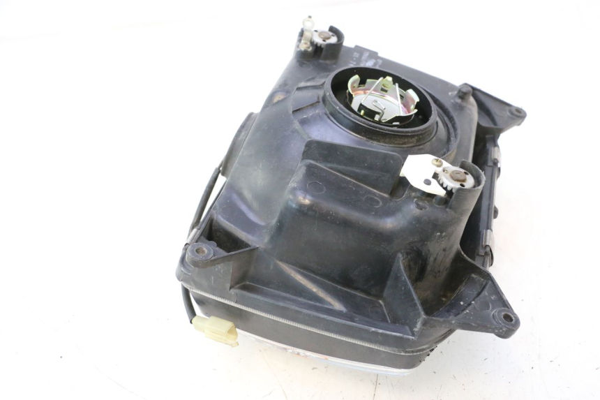 photo de PRZEDNIA LAMPA KAWASAKI GPX F ZX750F 750 (1986 - 1990) - Widok ogólny