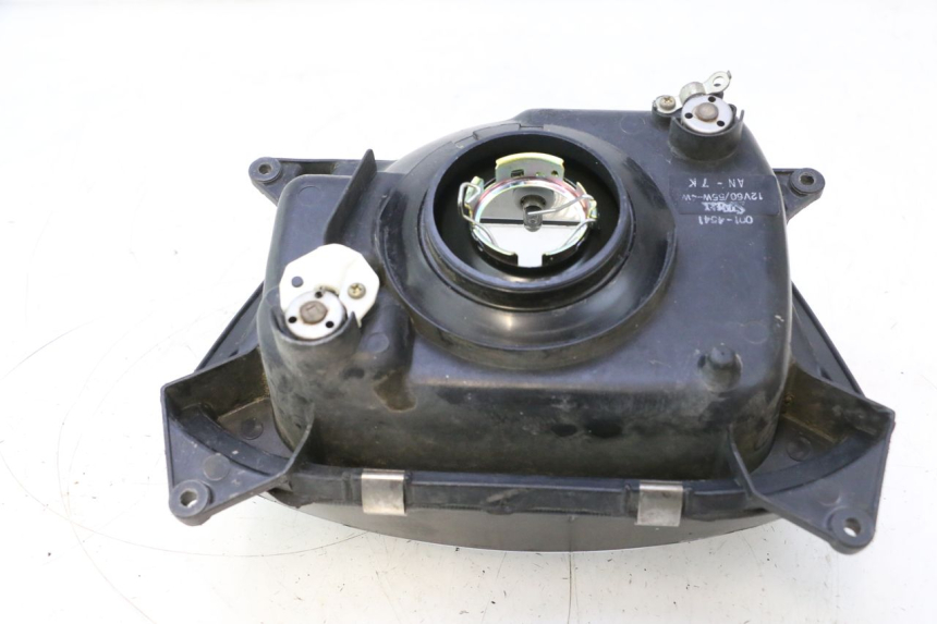 photo de PRZEDNIA LAMPA KAWASAKI GPX F ZX750F 750 (1986 - 1990) - Stan powierzchni