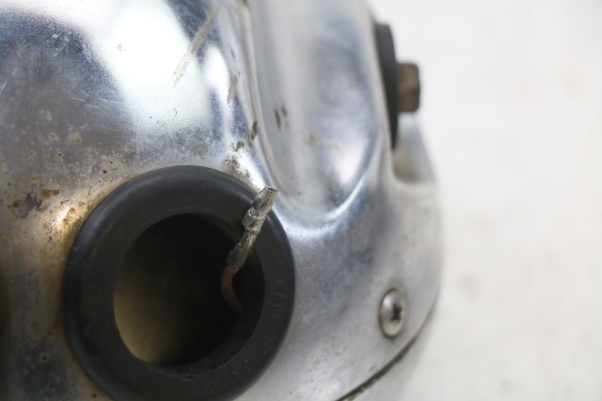 photo de REFLEKTOR PRZEDNI SUZUKI GSX E 250 (1982 - 1983) - Stan powierzchni