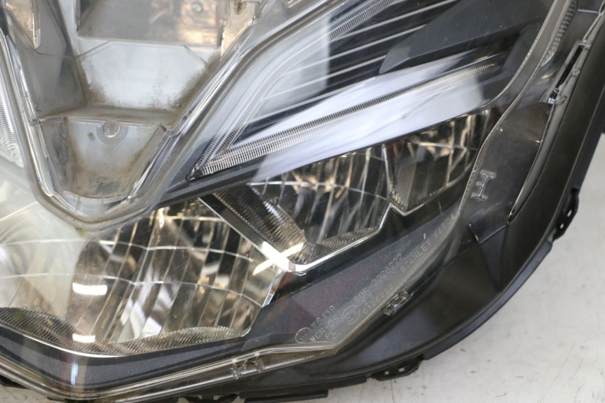 photo de REFLEKTOR PRZEDNI HONDA FORZA 125 (2021 - 2025) - Zdjęcie dodatkowe