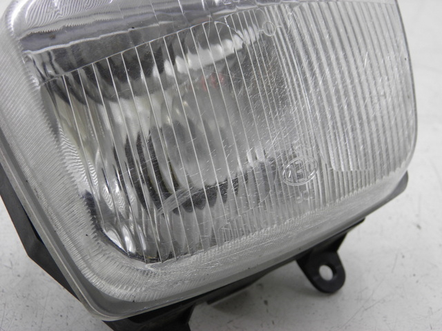 photo de REFLEKTOR PRZEDNI HONDA NH VISION 50 (1985 - 1994) - Zbliżenie techniczne