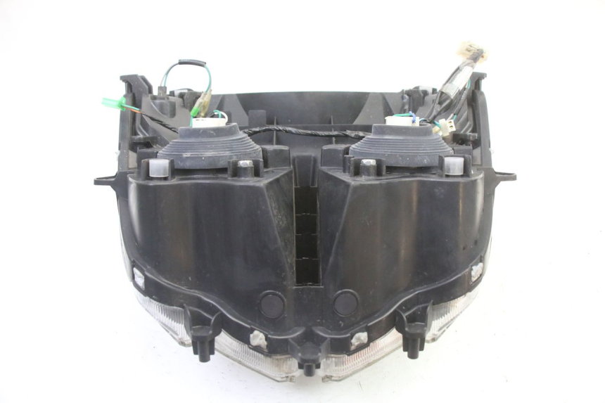 photo de REFLEKTOR PRZEDNI SYM JET 14 4T 50 (2018 - 2022) - Stan powierzchni