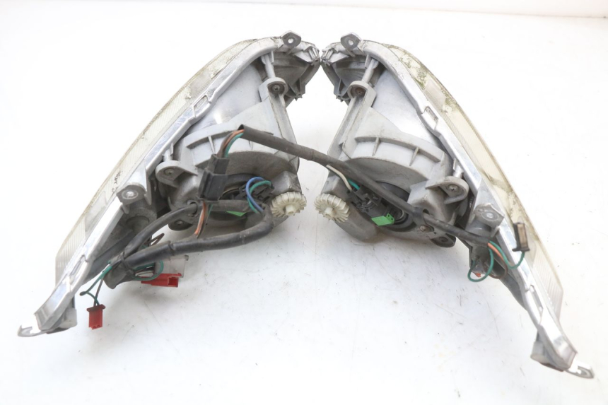 photo de REFLEKTOR PRZEDNI SYM JOYRIDE EVO 125 (2009 - 2016) - Oznaczenia i referencje