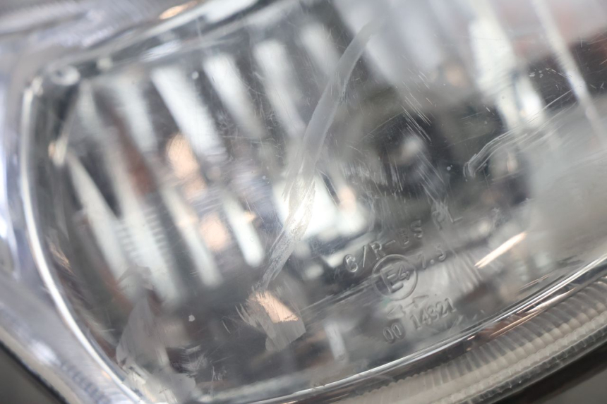 photo de REFLEKTOR PRZEDNI PEUGEOT KISBEE 2T 50 (2010 - 2017) - Zoom stanu zużycia