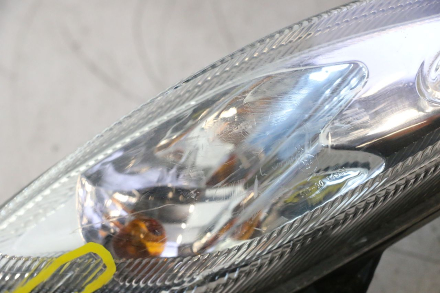 photo de REFLEKTOR PRZEDNI PEUGEOT KISBEE 2T 50 (2010 - 2017) - Widok ogólny