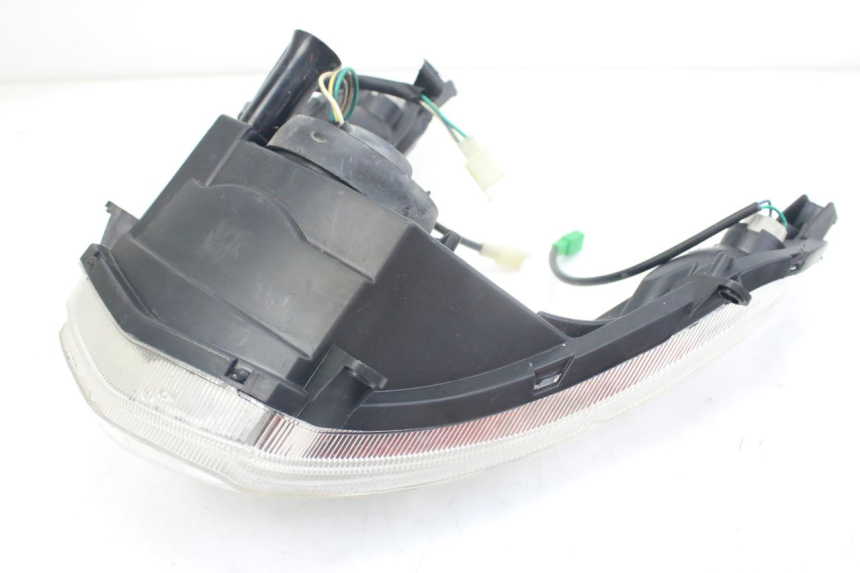 photo de REFLEKTOR PRZEDNI PEUGEOT KISBEE 4T 50 (2010 - 2017) - Zoom stanu zużycia