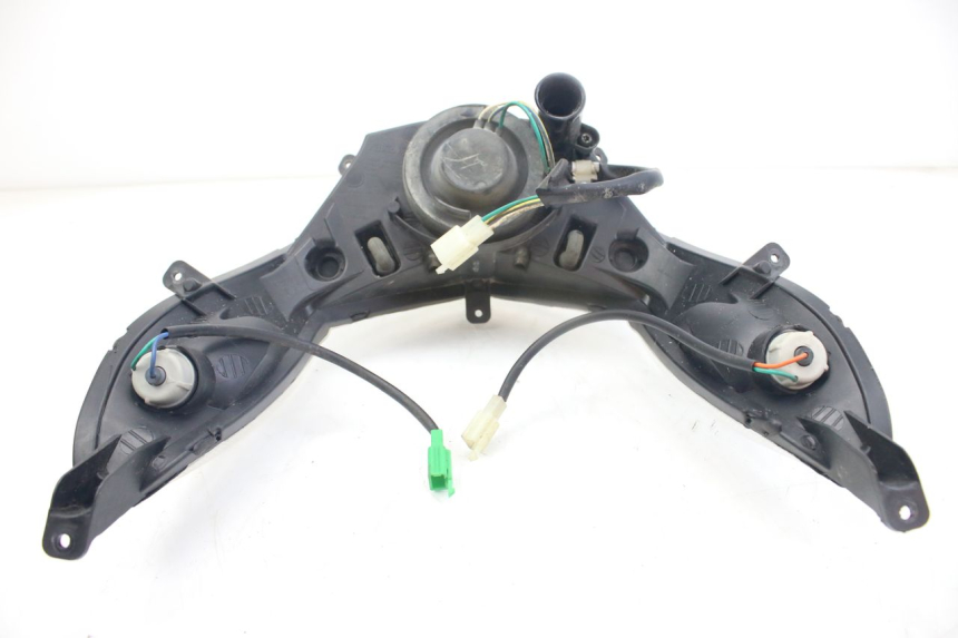 photo de REFLEKTOR PRZEDNI PEUGEOT KISBEE 4T 50 (2010 - 2017) - Inny kąt widzenia