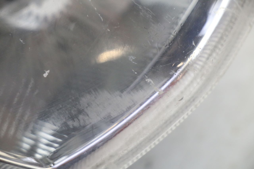 photo de REFLEKTOR PRZEDNI PEUGEOT KISBEE 4T 50 (2010 - 2017) - Widok ogólny