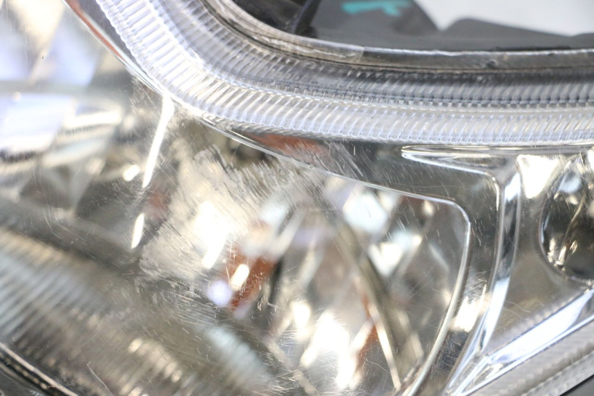 photo de PRZEDNIA LAMPA PEUGEOT KISBEE 4T 50 (2023 - 2026) - Zdjęcie dodatkowe