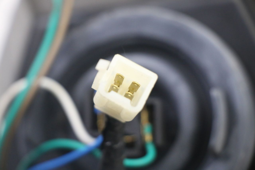 photo de REFLEKTOR PRZEDNI KYMCO AGILITY 4T 50 (2005 - 2018) - Punkty mocowania