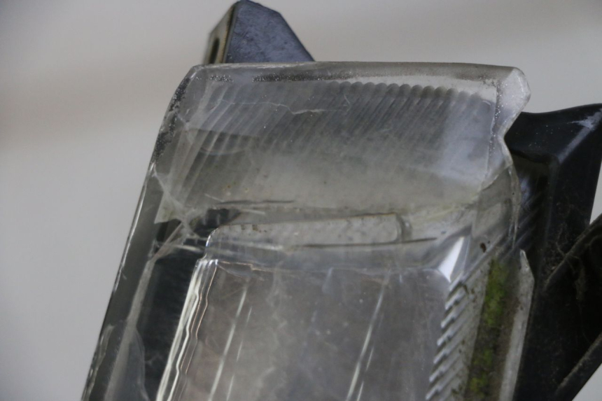 photo de REFLEKTOR PRZEDNI KYMCO DINK 4T 50 (2007 - 2018) - Inny kąt widzenia