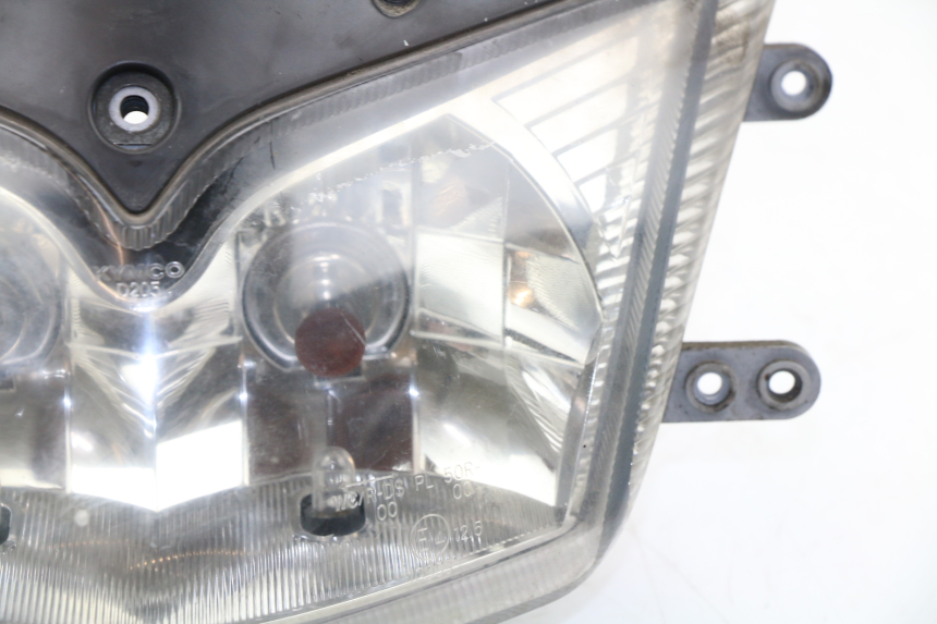 photo de REFLEKTOR PRZEDNI KYMCO PEOPLE S 125 (2000 - 2008) - Widok z bliska
