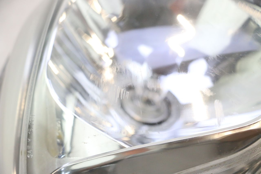 photo de REFLEKTOR PRZEDNI PIAGGIO LIBERTY IGET 4T 50 (2015 - 2020) - Szczegóły charakterystyczne