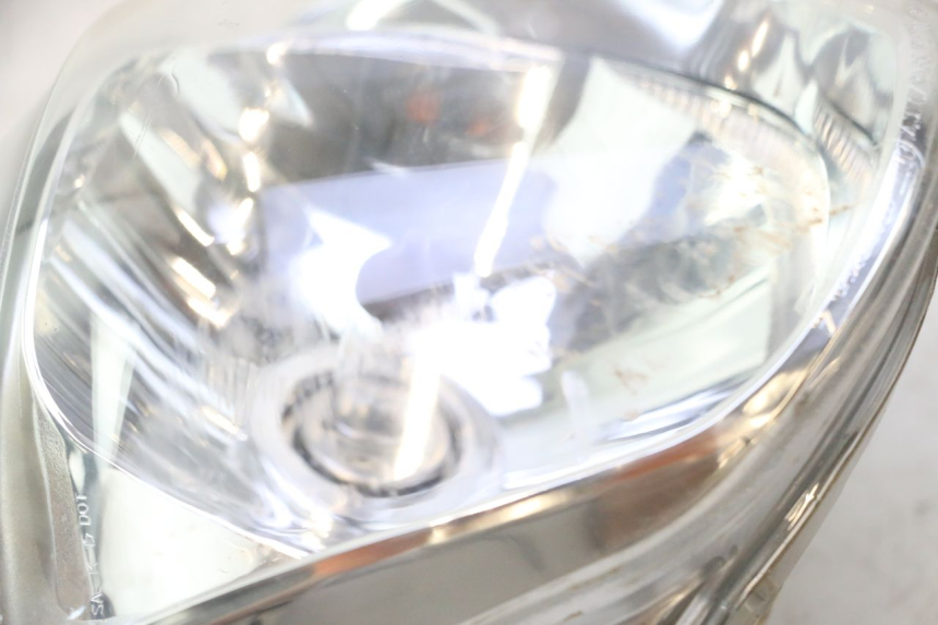 photo de REFLEKTOR PRZEDNI PIAGGIO LIBERTY IGET 4T 50 (2015 - 2020) - Widok z bliska