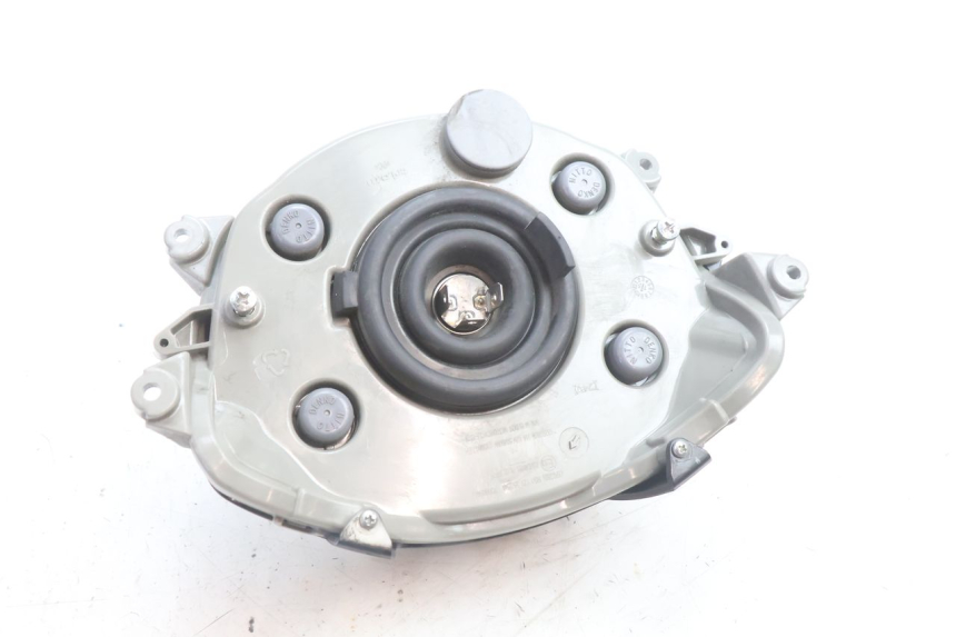 photo de REFLEKTOR PRZEDNI PIAGGIO LIBERTY IGET 4T 50 (2021 - 2025) - Stan powierzchni