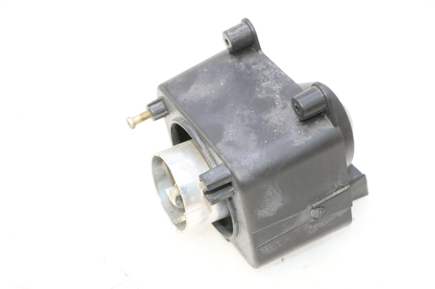 photo de PRZEDNIA LAMPA PEUGEOT LUDIX ONE 14P 50 (2004 - 2013) - Zbliżenie techniczne