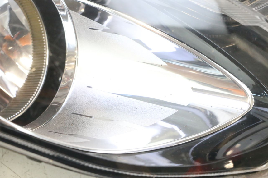photo de REFLEKTOR PRZEDNI PIAGGIO MP3 500 (2016 - 2018) - Widok główny