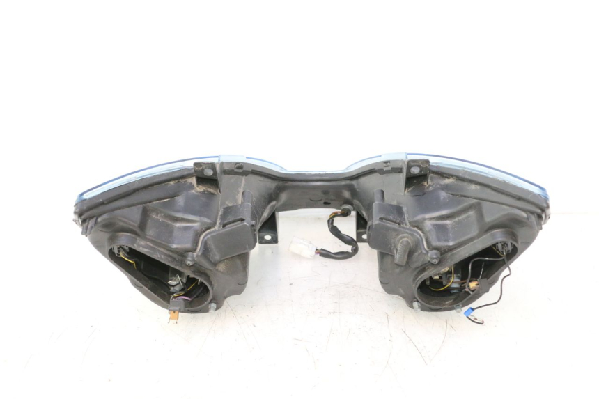 photo de REFLEKTOR PRZEDNI PIAGGIO MP3 125 (2006 - 2014) - Zbliżenie komponentów