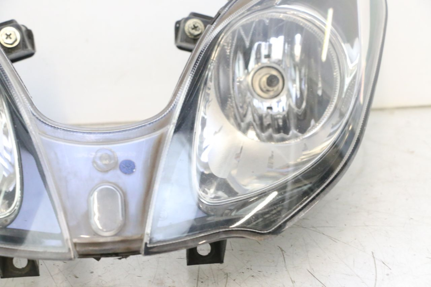 photo de REFLEKTOR PRZEDNI PIAGGIO MP3 500 (2016 - 2018) - Inny kąt widzenia