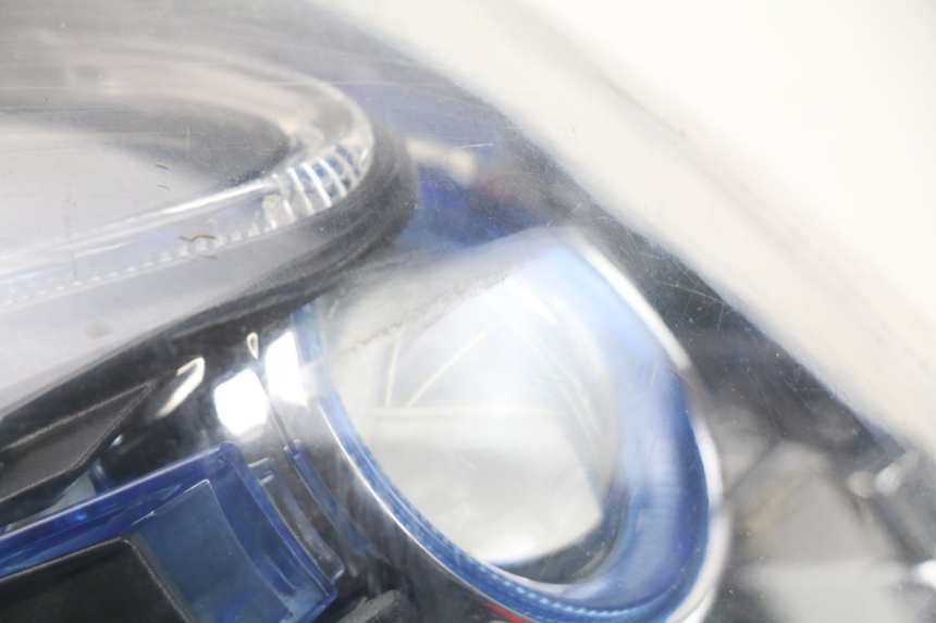 photo de REFLEKTOR PRZEDNI YAMASAKI MSX 50 (2013 - 2022) - Zoom stanu zużycia