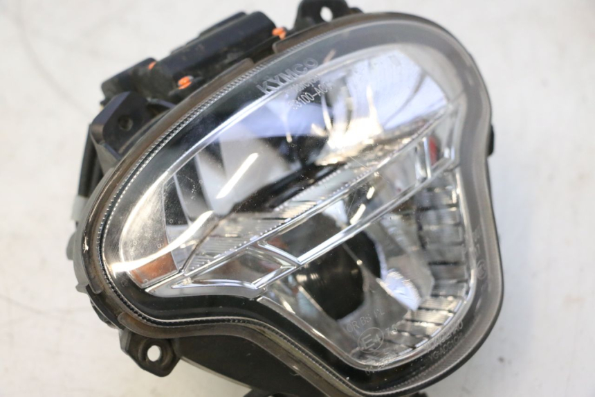 photo de REFLEKTOR PRZEDNI KYMCO LIKE 4T 50 (2019 - 2025) - Szczegół części