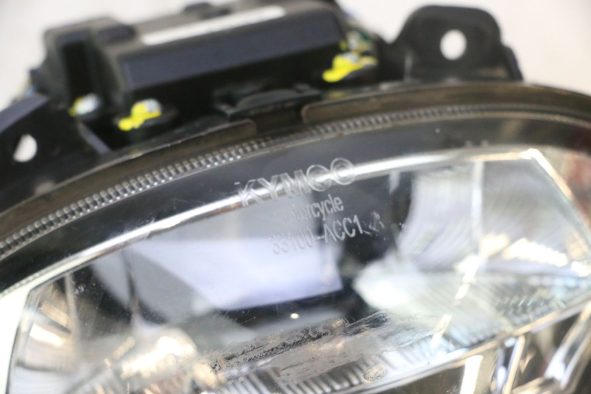 photo de REFLEKTOR PRZEDNI KYMCO LIKE 4T 50 (2019 - 2025) - Szczegół części