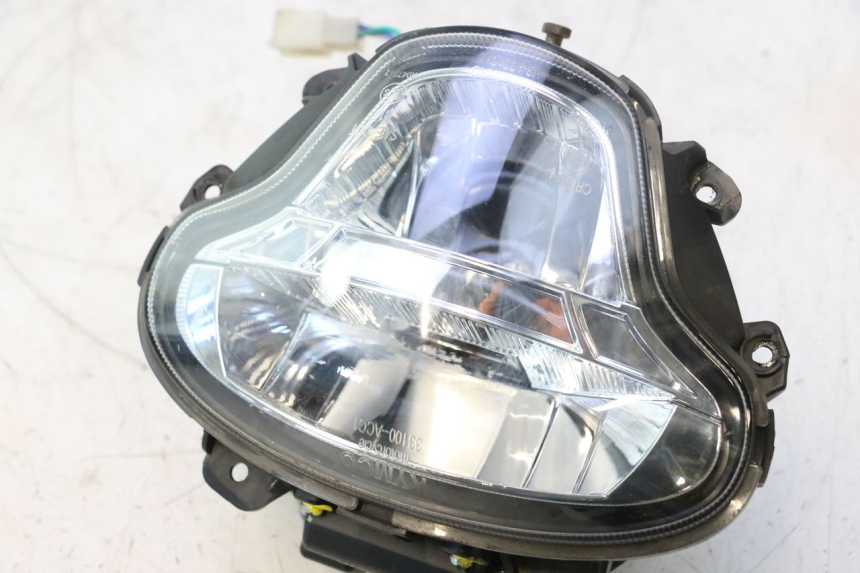 photo de REFLEKTOR PRZEDNI KYMCO LIKE 4T 50 (2019 - 2025) - Widok produktu
